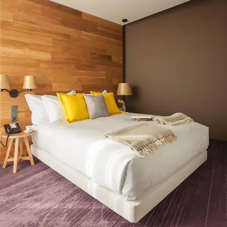 Vale D'azenha Rural & Residences Hotel
