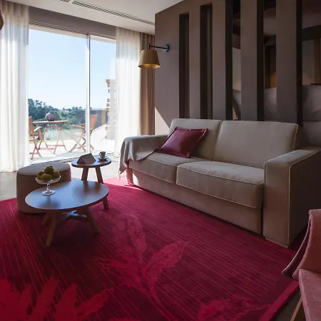 Vale D'azenha Rural & Residences Hotel