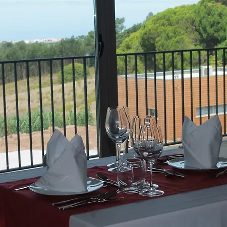 Vale D'azenha Rural & Residences Hotel Alcobaça