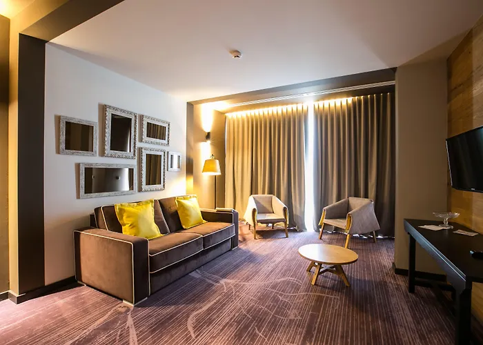 Ξενοδοχείο Vale D'azenha Rural & Residences 4*